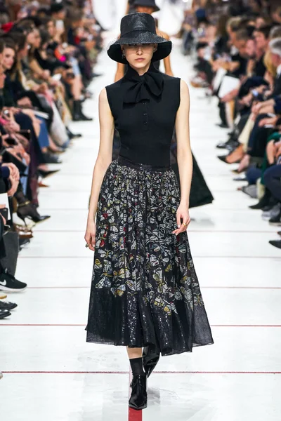 Look 84